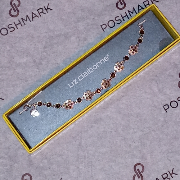Liz Claiborne Jewelry - Liz Claiborne Silver Flower Bracelet
